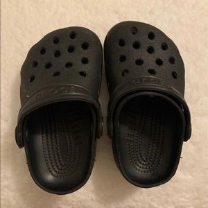 Toddler Crocs size 4 - Black